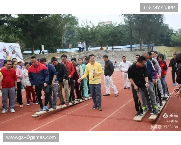 六人室友团结协作挑战微信小游戏 趣味十足，欢乐无穷